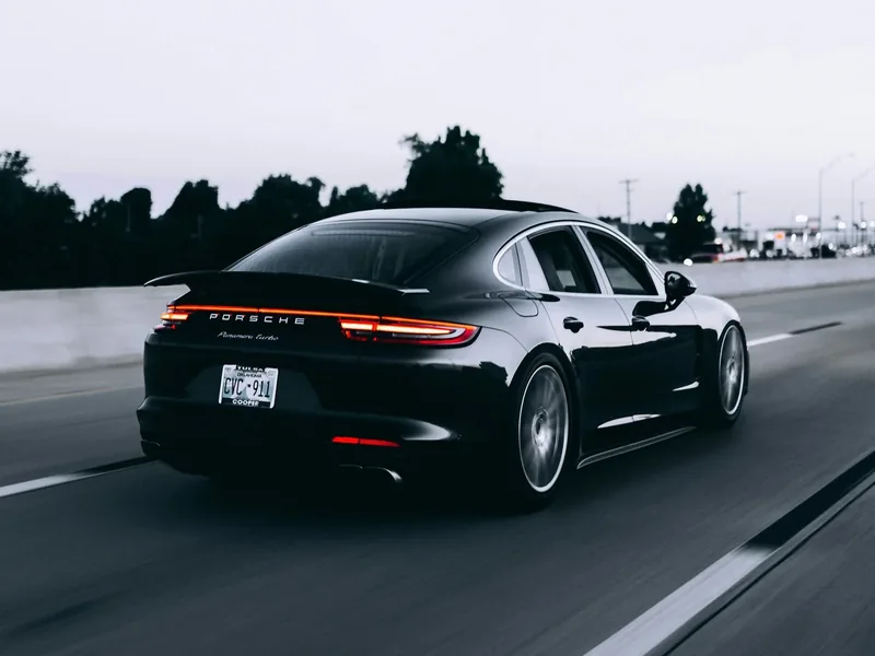 Svart Porsche
